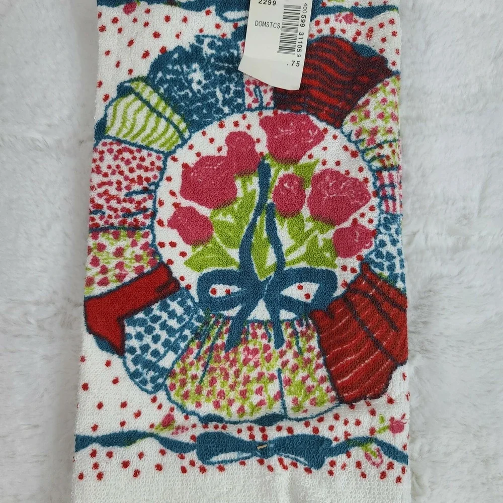 2 Vintage Hand Towels from Ames Department Store NWT white floral design